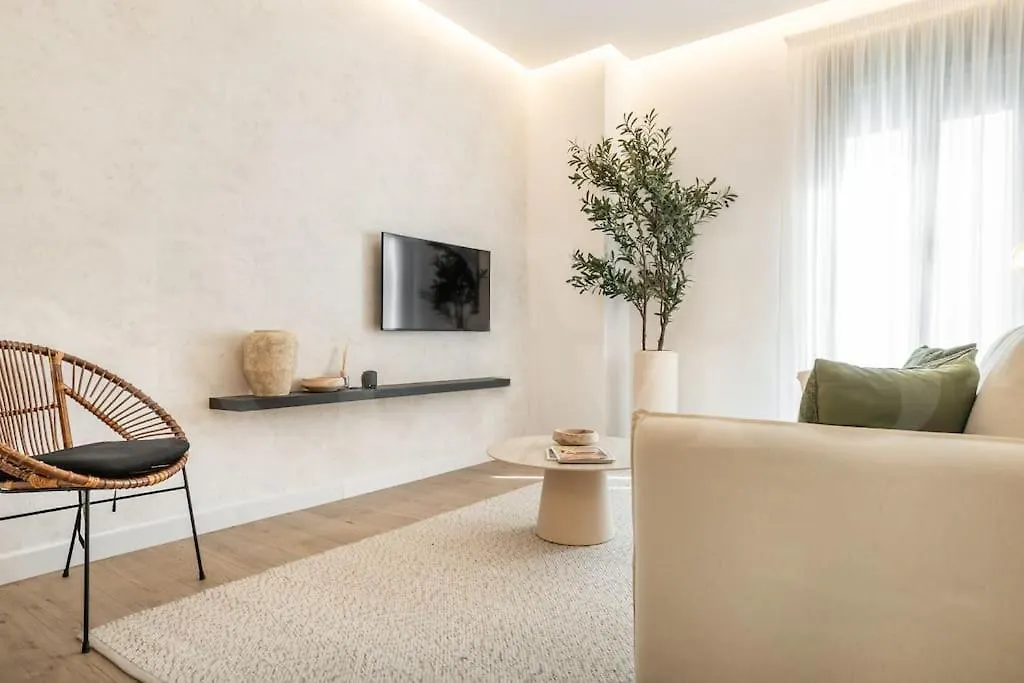 Delightful And Bright Apartment In Center By Rems Μάλαγα