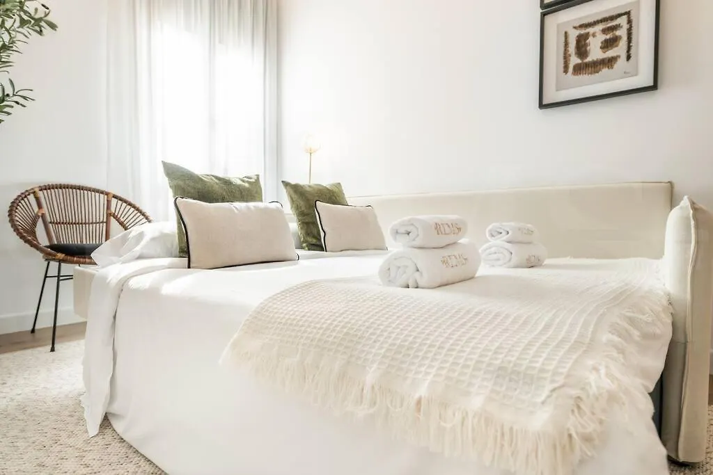 Delightful And Bright Apartment In Center By Rems Μάλαγα