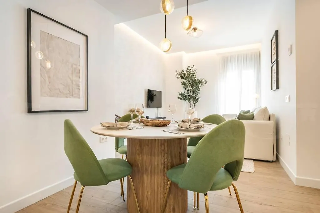 Delightful And Bright Apartment In Center By Rems Malaga Spain